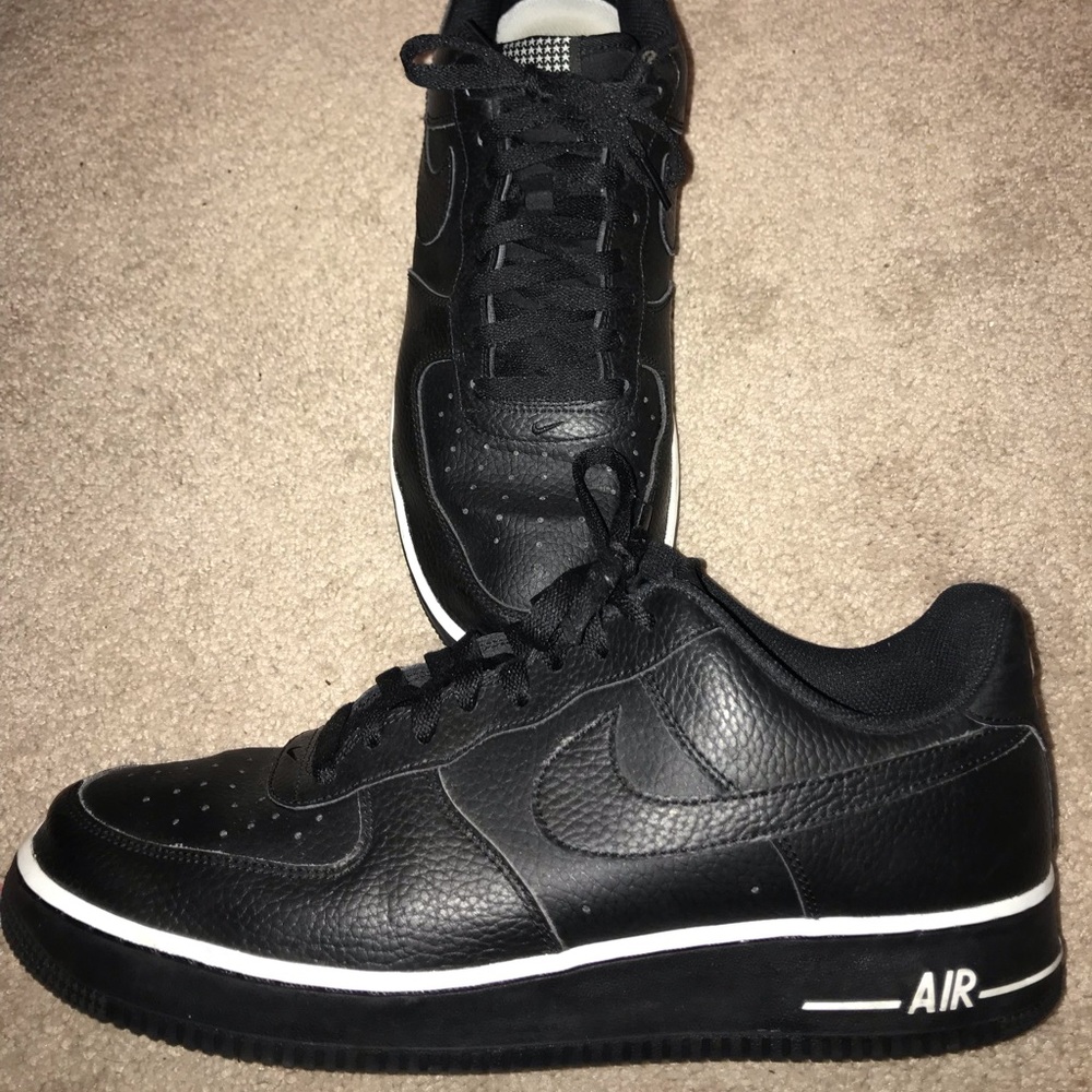NIKE AIR FORCE 1 Men’s Sneakers
